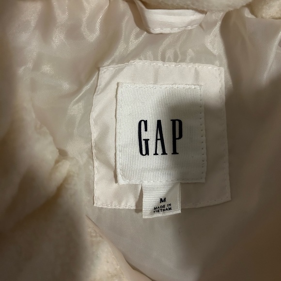 Gap Puffer Jacket - Picture 3 of 3